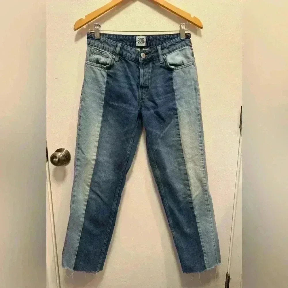BDG Jessye denim jeans by Urban Outfitters size W26 and L32 100% cotton - Picture 2 of 16